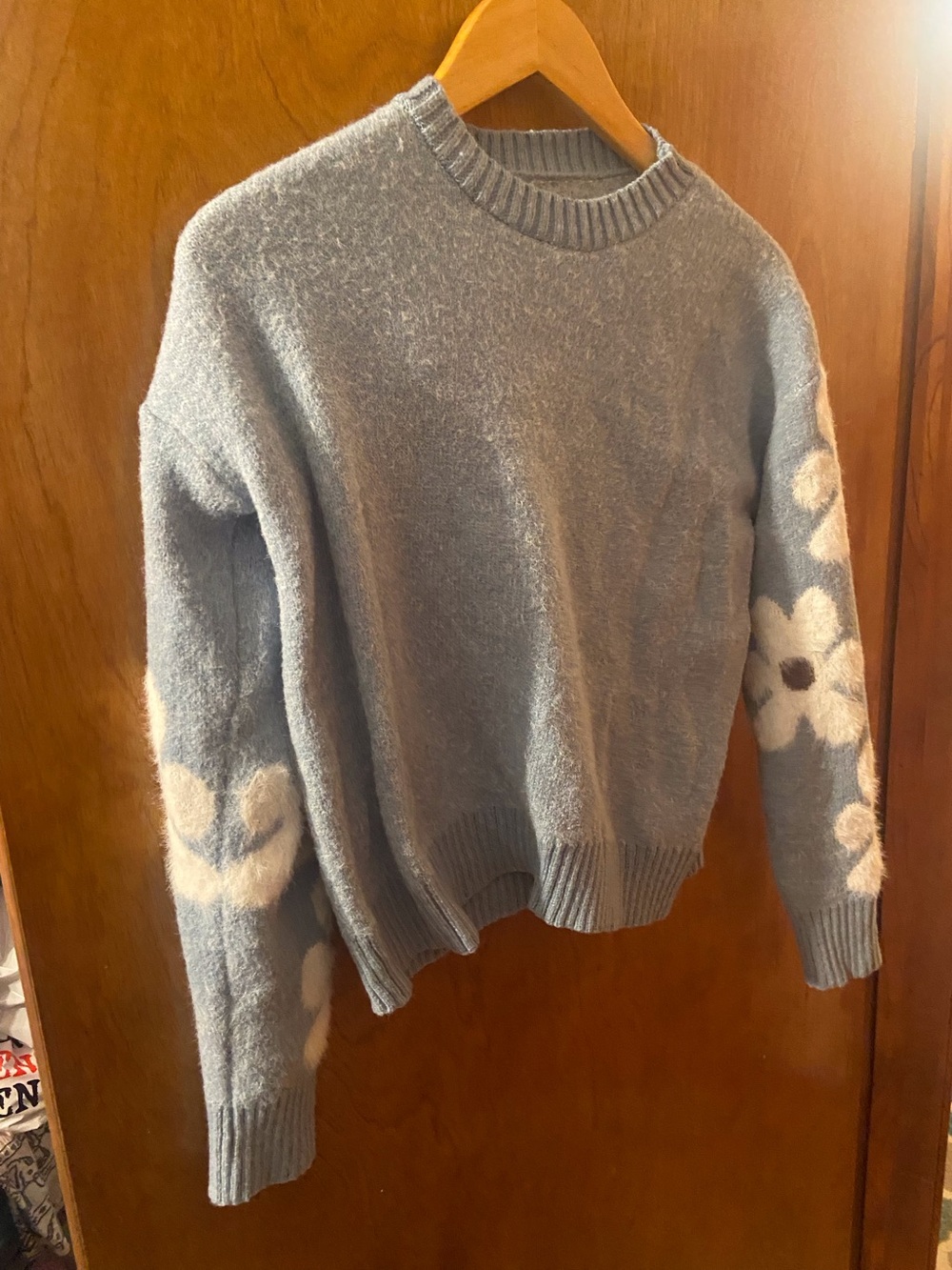 Blue Floral Sleeve Crewneck Sweater Size Small